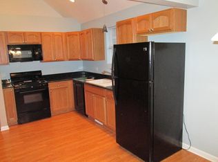 1109 Elizabeth St, Joliet, IL 60435