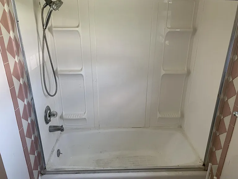445 J St — Photo 11