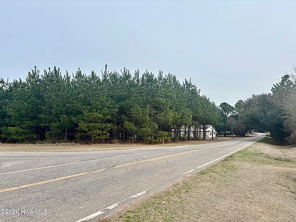 5th image of 240 Bennett Road