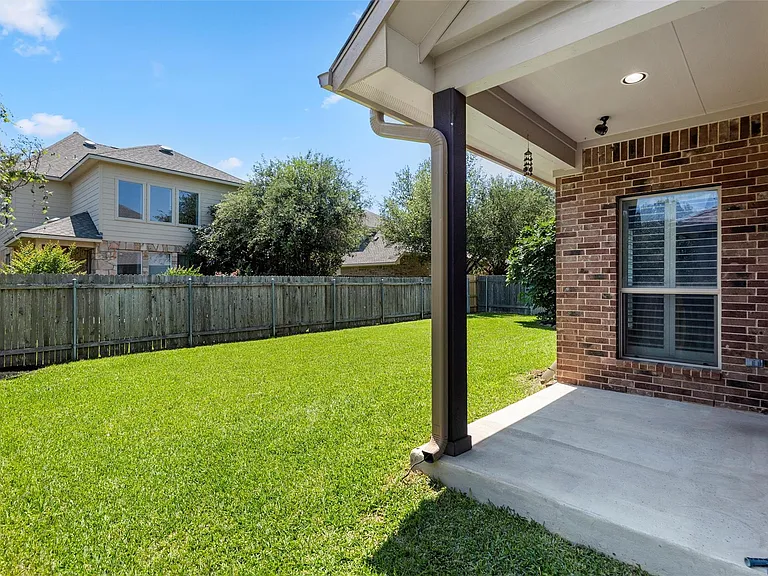2693 Mirasol Loop — Photo 37