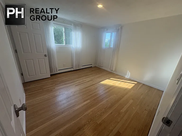 39-41 Townly Rd #1 — Photo 22