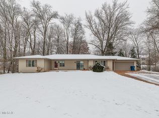 1503 Vickery Rd, Portage, MI 49002