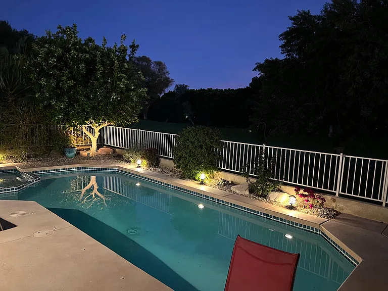 209 Kavenish Dr — Photo 24
