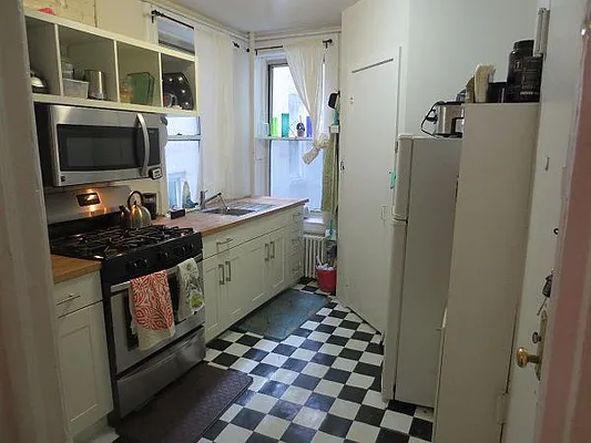 Rented by Spark Properties | media 10