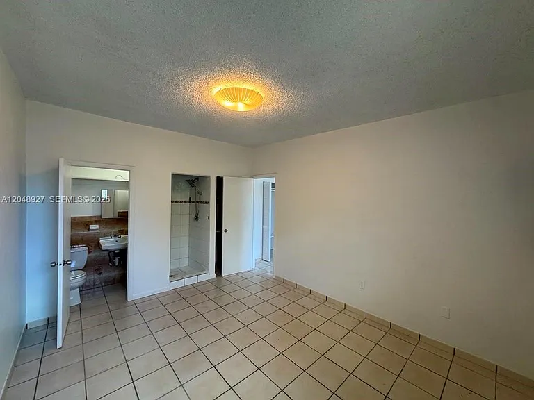 1236 NW 33rd Ave #1 — Photo 15