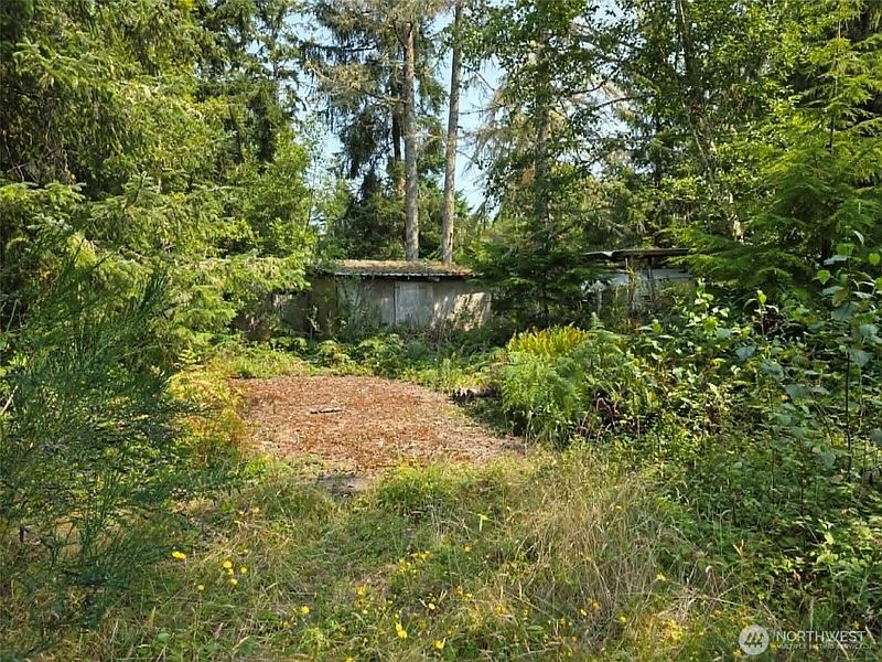 4th image of 27602 U Street
