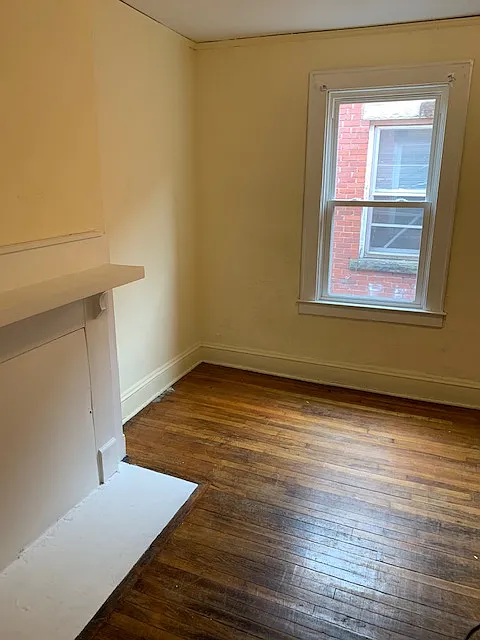 3 bed, $800 — Photo 4