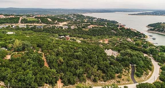 4th image of 2820 Tradewind Dr