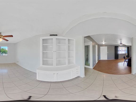 2nd image of 10702 W Sun City Blvd