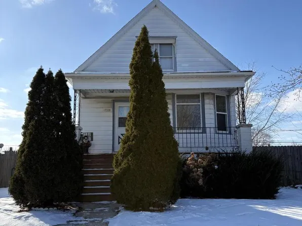 3543 South 17th STREET, Milwaukee, WI 53221