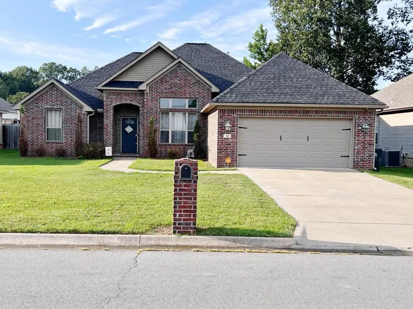 14 Rosewall Ln, Little Rock, AR 72210