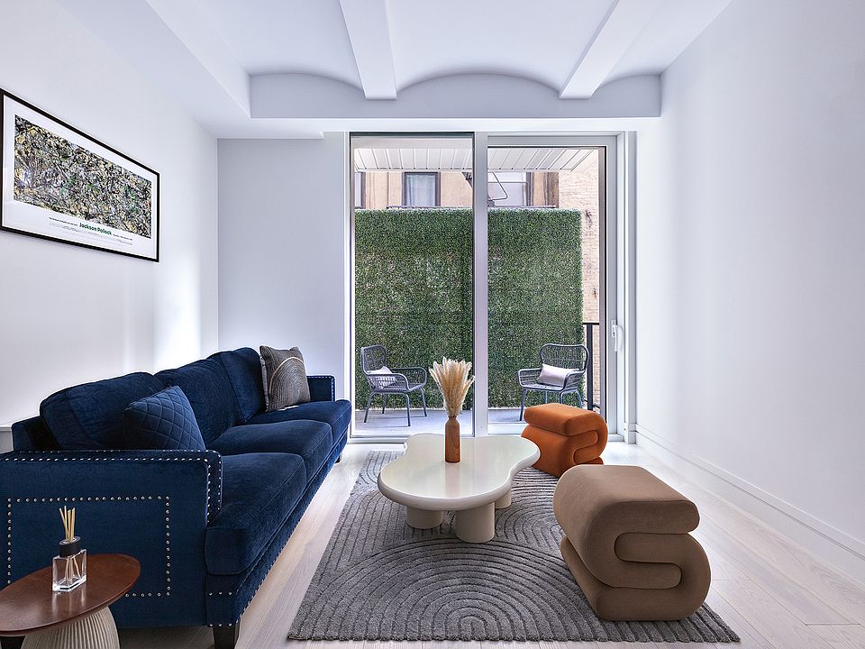 1st image of 305 E 61st St #503