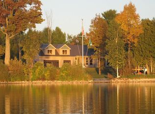 10796 E Munro Lake Dr, Levering, MI 49755