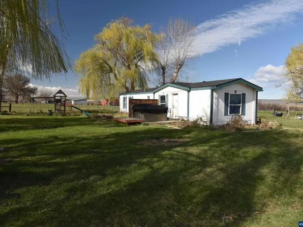 68499 Kunze Ln, Boardman, OR 97818