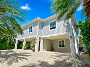 145 Venetian Dr, Lower Matecumbe Key, FL 33036