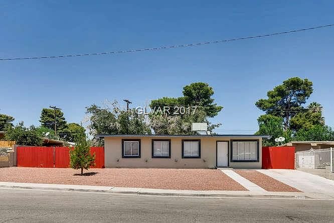 1st image of 4270 Cloverdale Ave