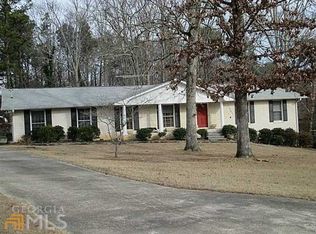 6343 W Shore Cir, Douglasville, GA 30135