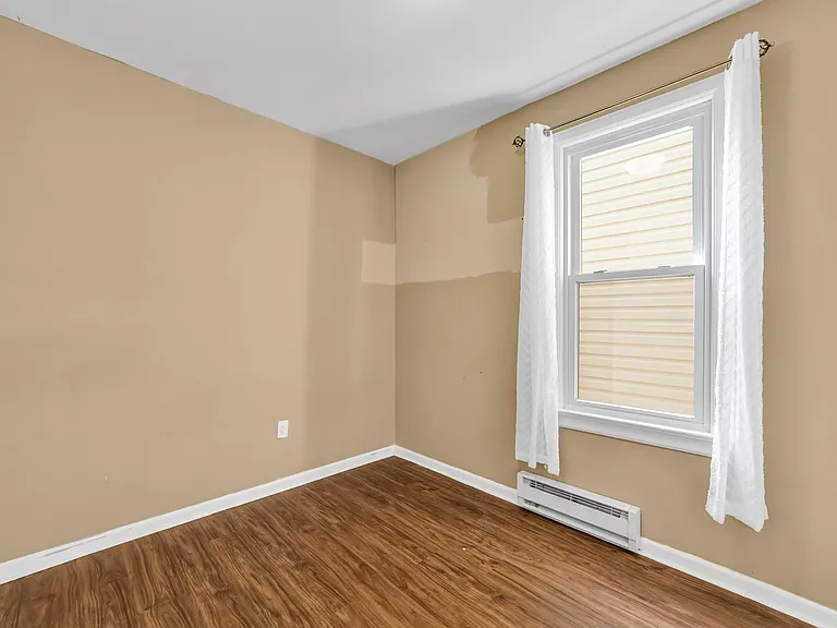 127 Parker Ave #4 — Photo 6