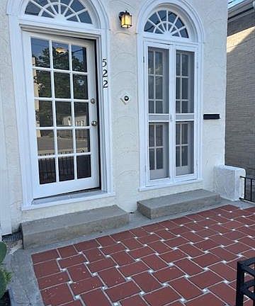 3rd image of 522 Lowerline St