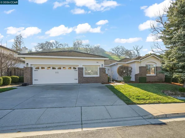 9006 Elk Dr, Clayton, CA 94517