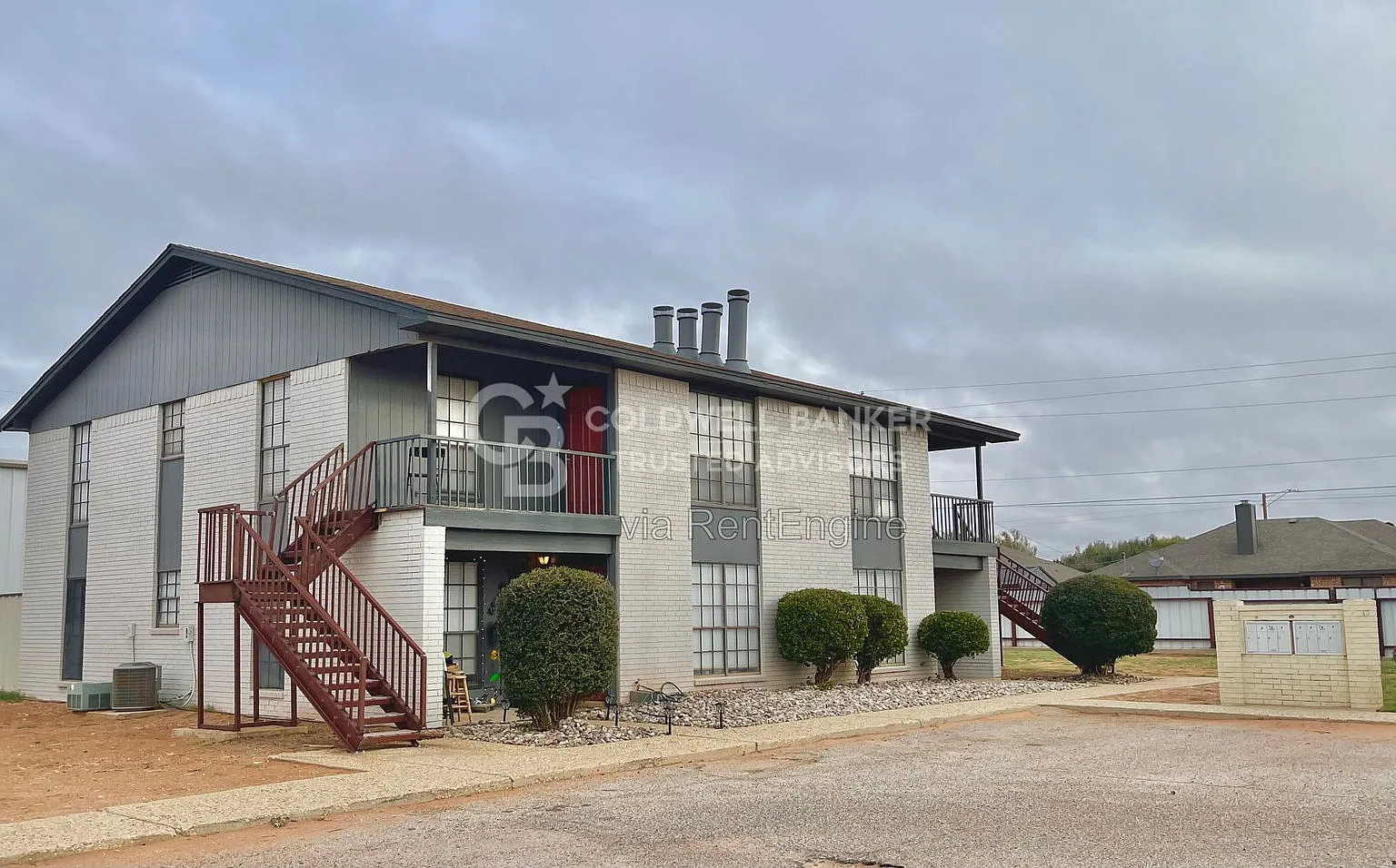 1 bed, 1.0 bath, 874 sqft, $1,065 — Photo 1