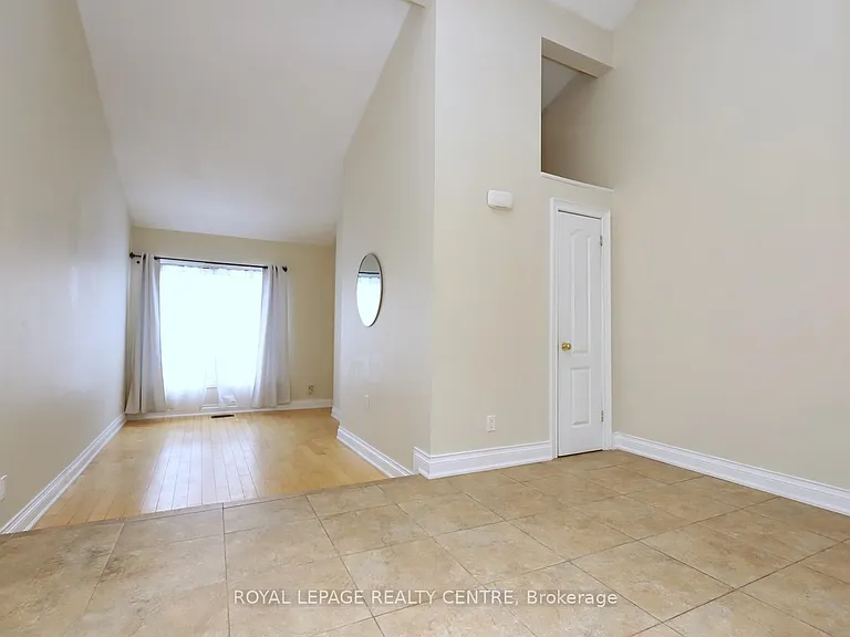 1021 Cedarglen Gate #16 — Photo 8