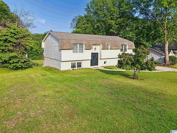 3rd image of 925 Ryecroft Rd