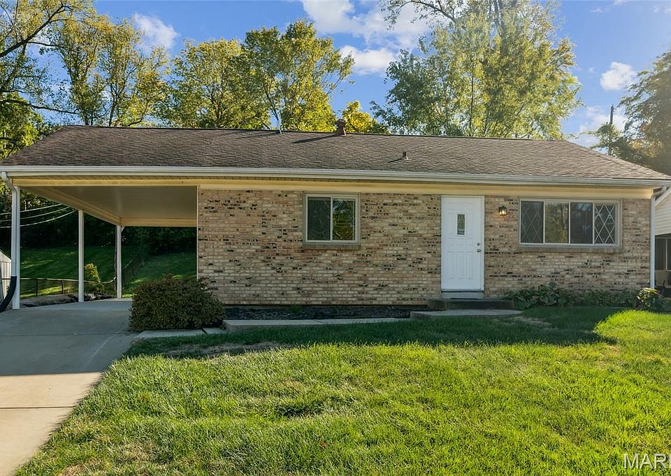 1st image of 10814 Canter Way Dr