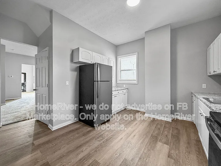 628 S 39th St — Photo 8