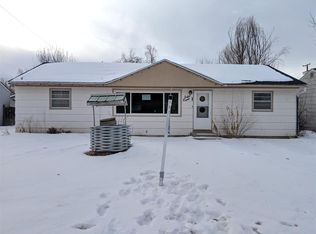 800 S 11th St, Worland, WY 82401