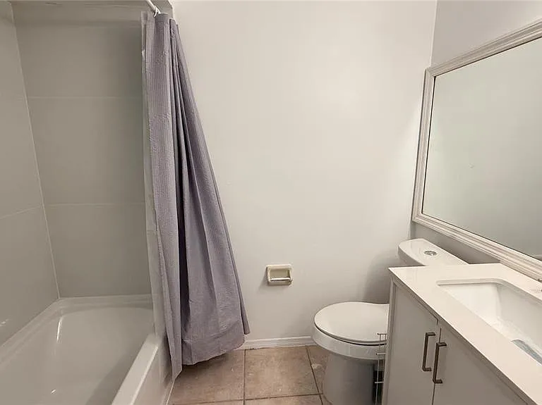 72 Lakepointe Cir — Photo 51