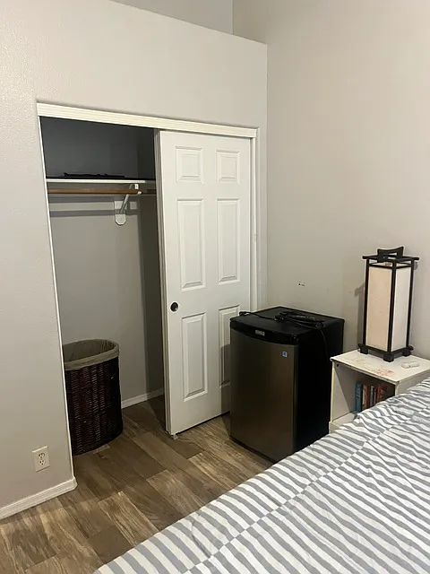 4 bed, 2667 sqft, $850 — Photo 3