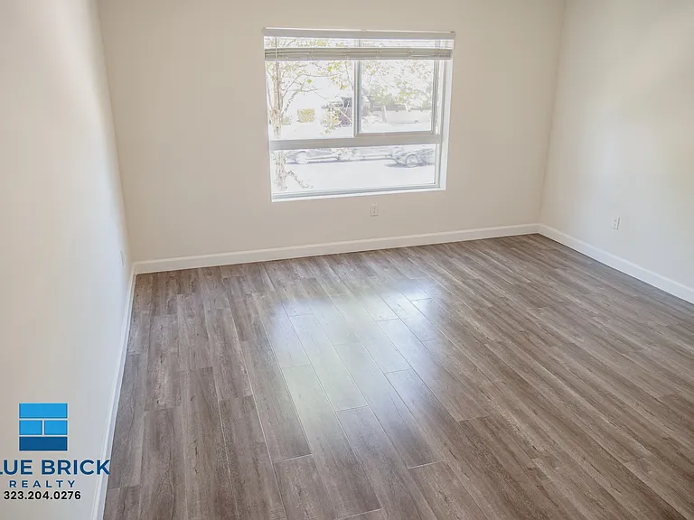 4305 Laurel Canyon Blvd #202A — Photo 8