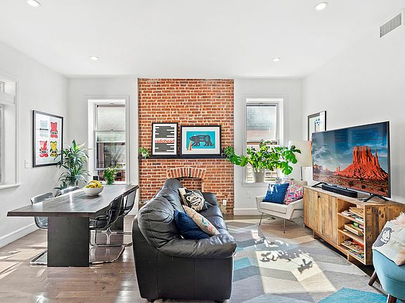 4th image of 177 New York Ave #2