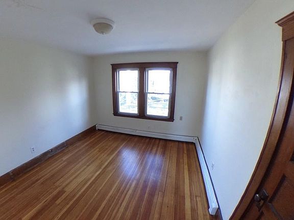 4th image of 119B Independence Ave #119B