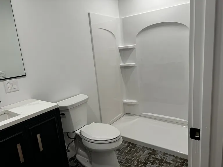 82 Wayside Dr — Photo 5