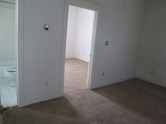 4th image of 1113A Olympia Ave