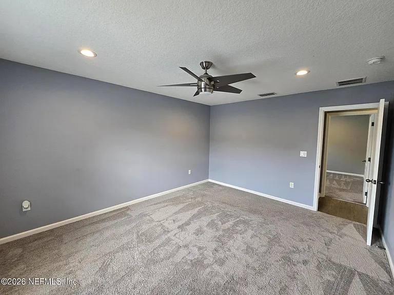 180 Thornloe Dr — Photo 38