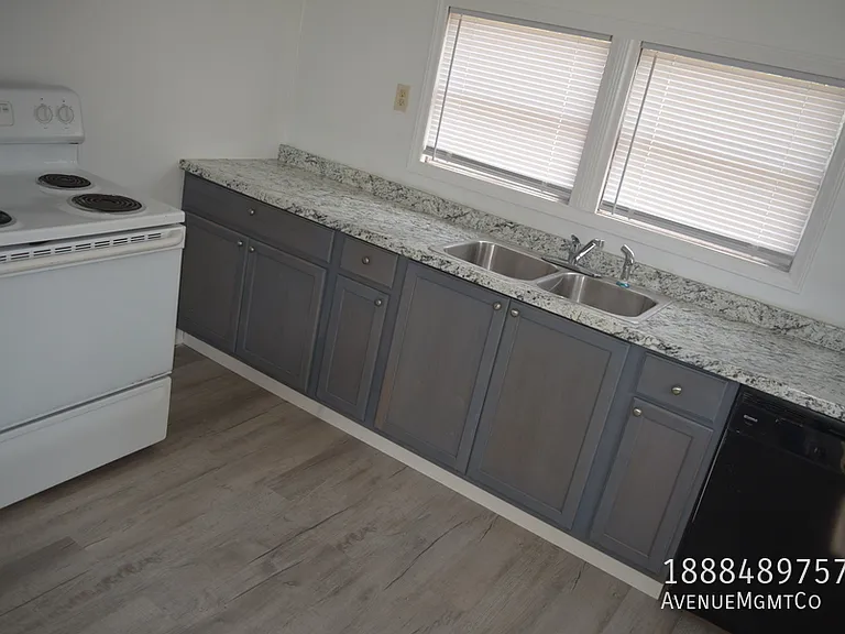 715 23rd St NW #7 — Photo 6