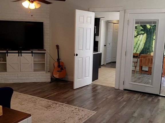 3rd image of 2756 Sunset Strip Ave #1