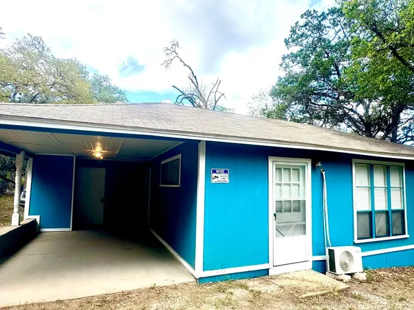 2552 AVENUE M, Lakehills, TX 78063