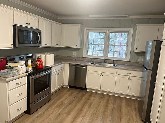 5th image of 3964 Bittle Rd