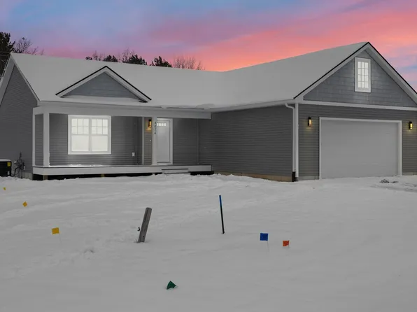 4676 Owl View Dr, Traverse City, MI 49685