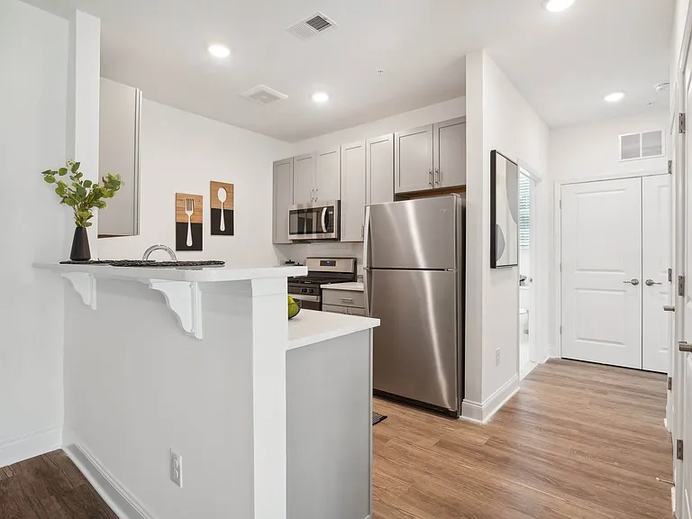 Laurel Run Apartments — Photo 12