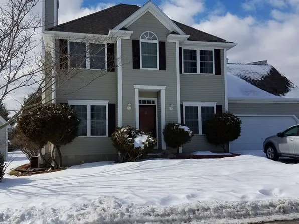 11 Highwood Cir, Colchester, CT 06415