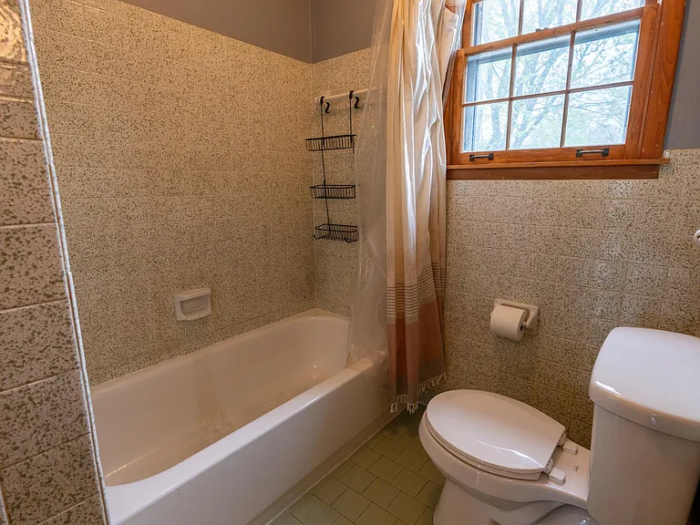 150 Delvin Dr #A — Photo 15