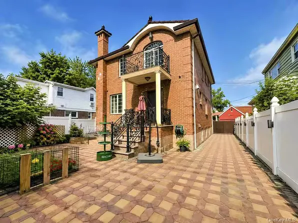 47-18 163RD Place, Flushing, NY 11358