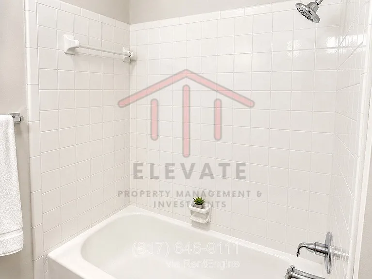5234 Wild Horse Ct — Photo 12