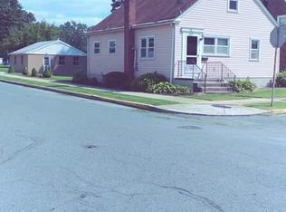 101 Keller Ave, Sinking Spring, PA 19608