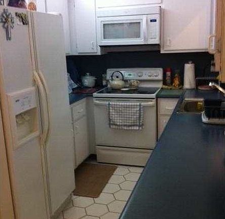 2nd image of 10400 NW 70th Ct